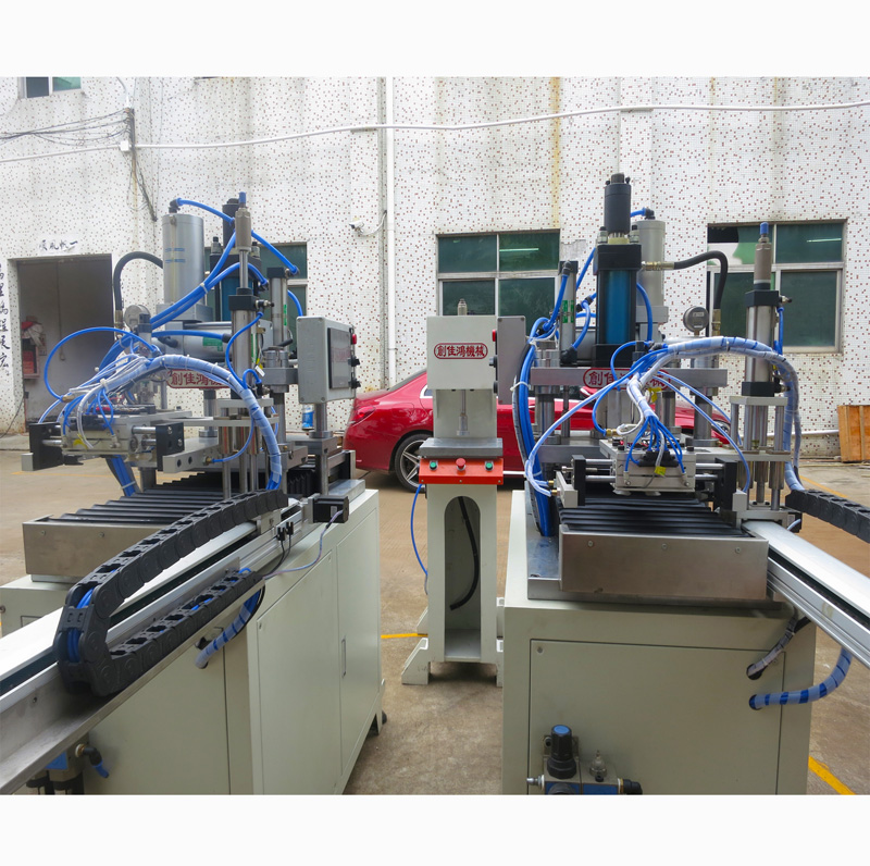 雙滑臺(tái)增壓模切機(jī)